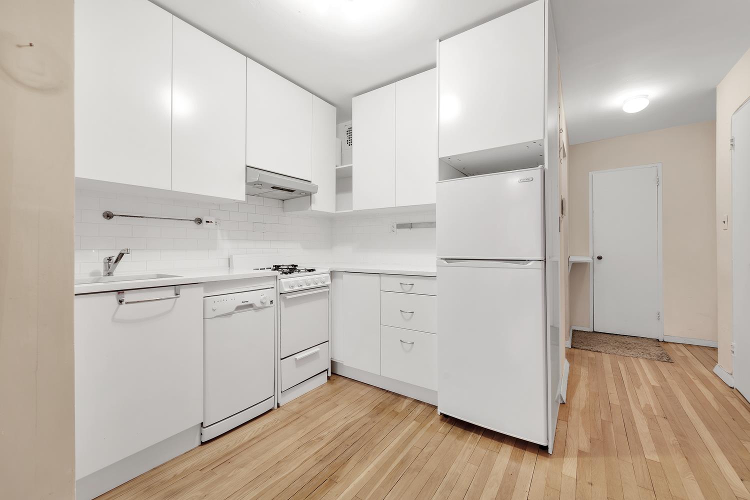 229 East 28th Street 5-C Kips Bay New York NY 10016