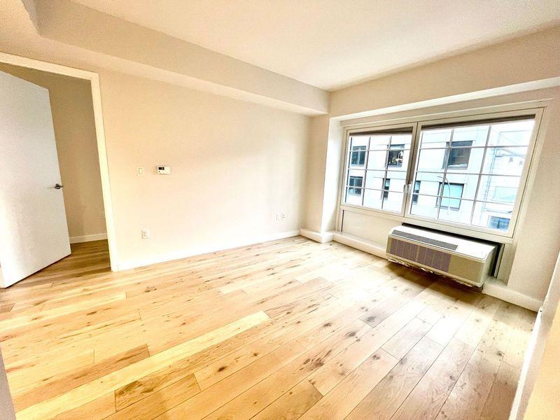 555 Waverly Avenue 2-E Clinton Hill Brooklyn NY 11238