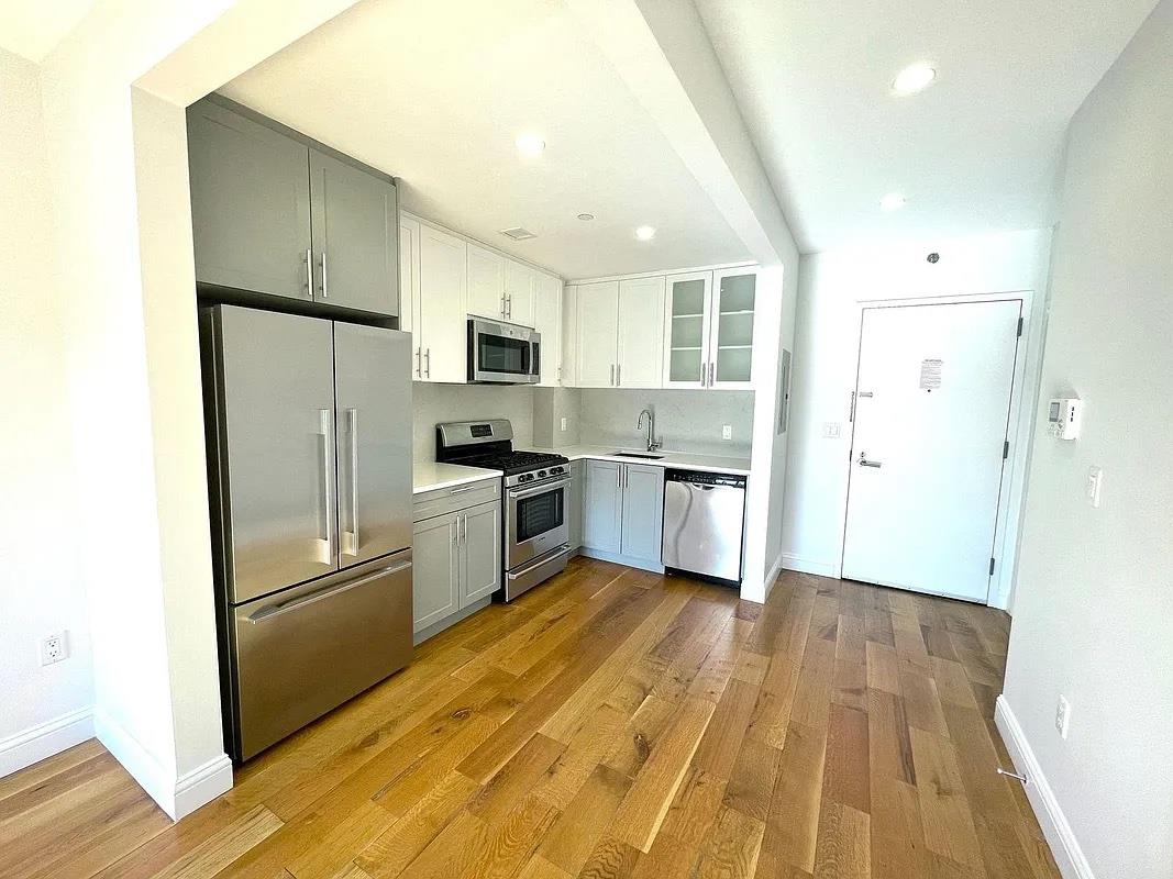 490 Myrtle Avenue 3-H Clinton Hill Brooklyn NY 11205