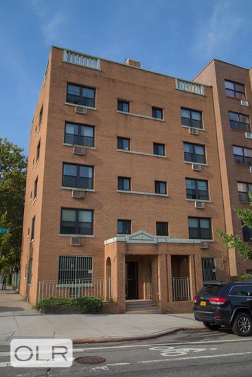 158 Sackett Street 5B Columbia Street Waterfront Dist. Brooklyn NY 11231