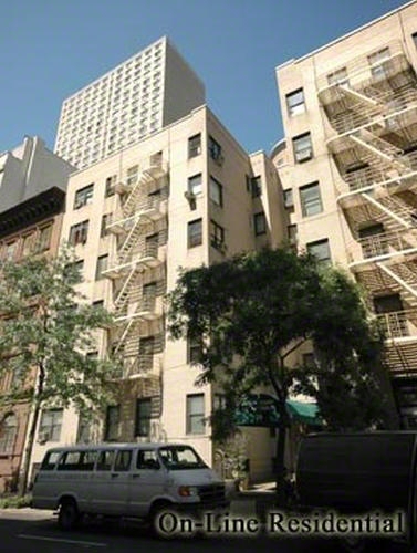 29 West 65th Street 1B Lincoln Square New York NY 10023