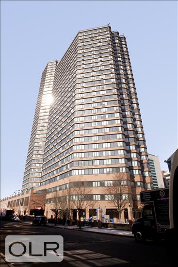 1 River Place 1107 Clinton New York NY 10036